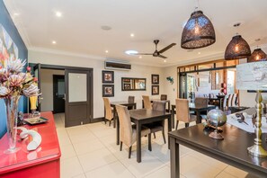 Desayuno a la carta incluido todos los días