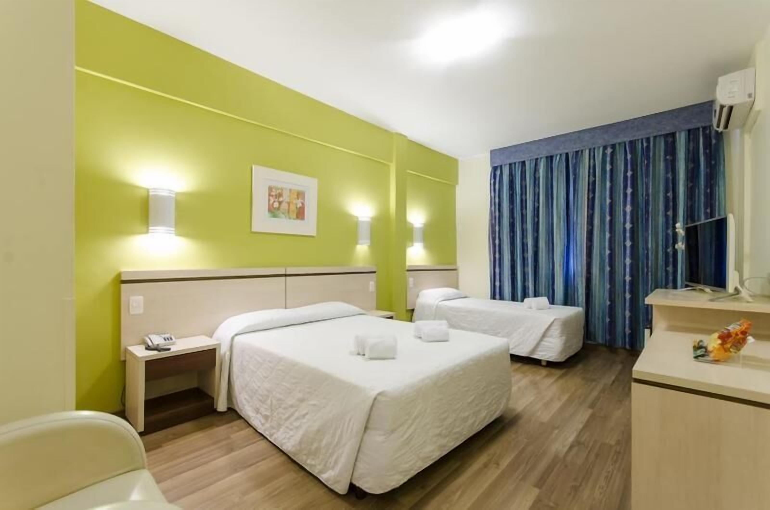 Minibar, free WiFi, wheelchair access