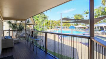 Villa, 3 Bedrooms | Terrace/patio