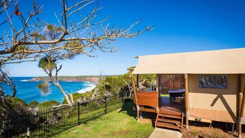 Safari Tent | Water view
