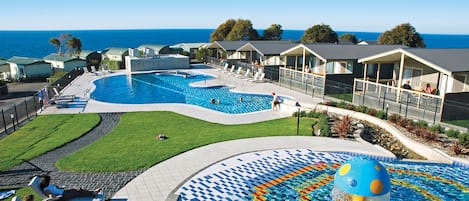 Outdoor pool, sun loungers