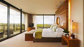 Phòng Suite Presidential, 1 giường cỡ king, bếp, quang cảnh biển | Bộ đồ giường cao cấp, minibar, két bảo mật tại phòng, bàn