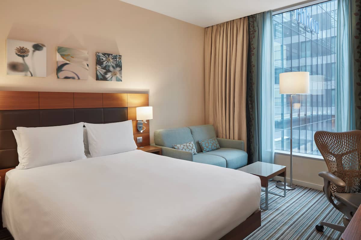 in-room safe, desk, laptop workspace, soundproofing