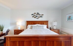 Traditional Room, Balcony - Stair Access Only | Premium bedding, desk, iron/ironing board, free WiFi - Smithfield Station (Smithfield)