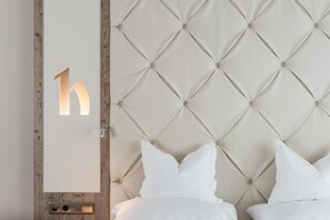Desk, free WiFi - Alpen-Wellness Resort Hochfirst (Soelden)