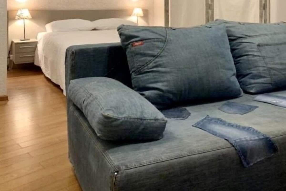 Studio | Iron/ironing board, free WiFi, bed sheets