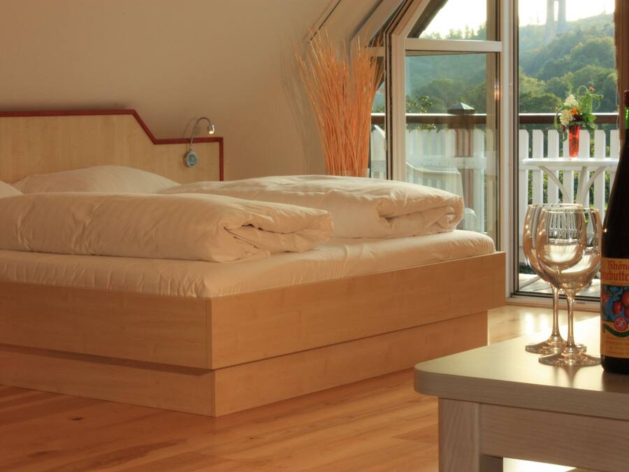 Een kluis op de kamer, babybedden (toeslag), extra bedden (toeslag)