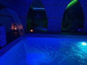 Piscine couverte