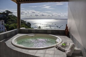 Suíte Master - 3 Andar | Bathtub spa pribadi