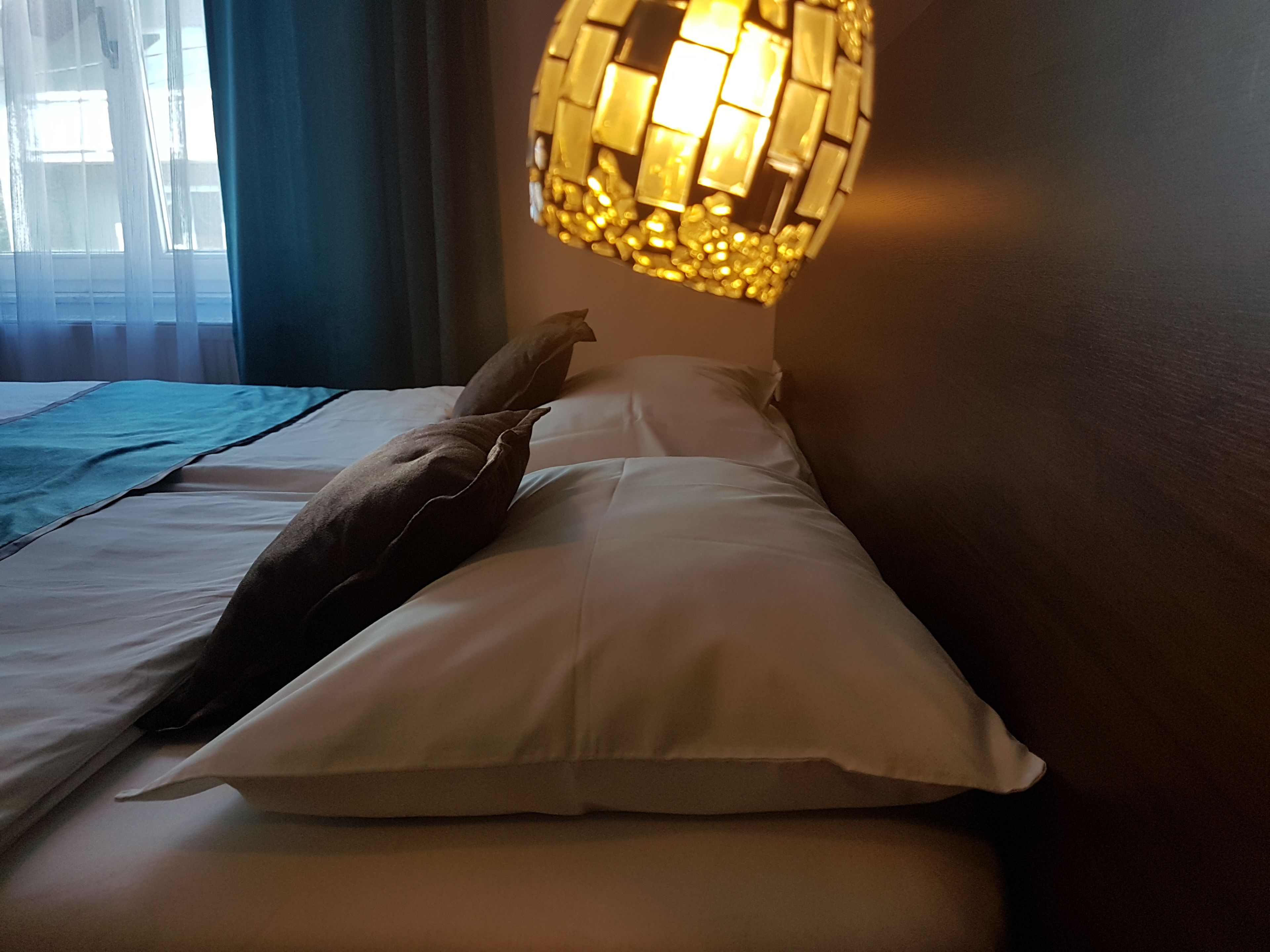 Habitación doble | Sistema de insonorización y wifi gratis