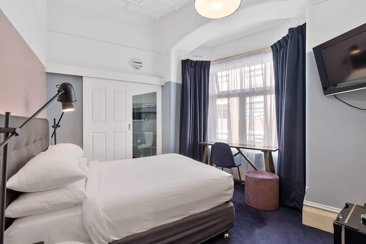 Superior Double Room, 1 Double Bed, Non Smoking | Premium bedding, desk, blackout drapes, iron/ironing board