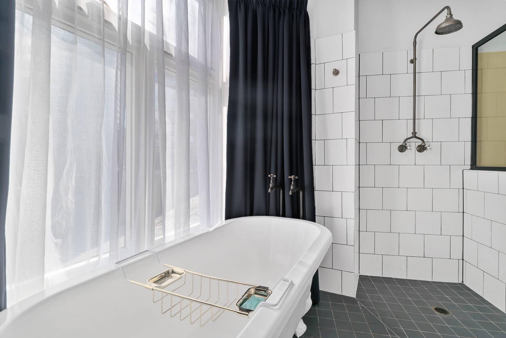 Prestige Suite, 1 Queen Bed, Non Smoking