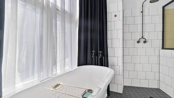 Prestige Suite, 1 Queen Bed, Non Smoking