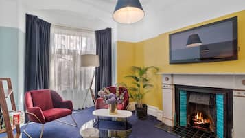 Standardværelse - 1 queensize-seng - ikke-ryger | Premium-sengetøj, skrivebord, mørklægningsgardiner