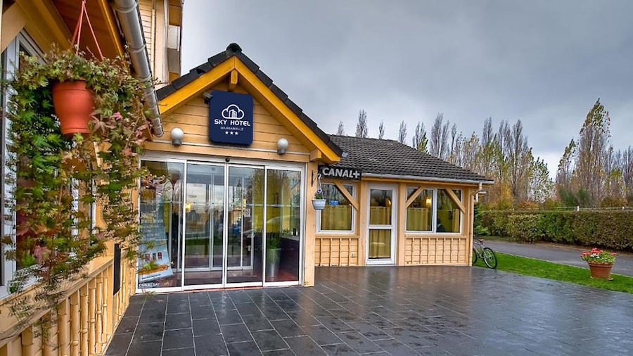 Sky Hotel Goussainville Charles de Gaulle - ex Comfort Hotel