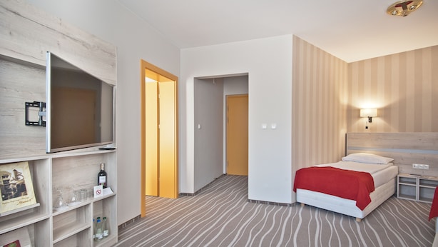 Standard Triple Room, 3 Twin Beds - Akwawit Spa Hotel (Leszno)