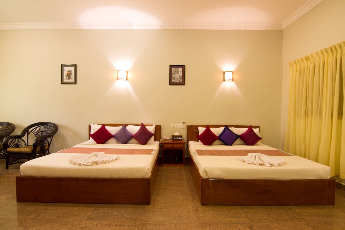 Deluxe Twin Room (Free one-way Airport Pickup) | Minibar, desk, cribs (free), rollaway beds (surcharge)