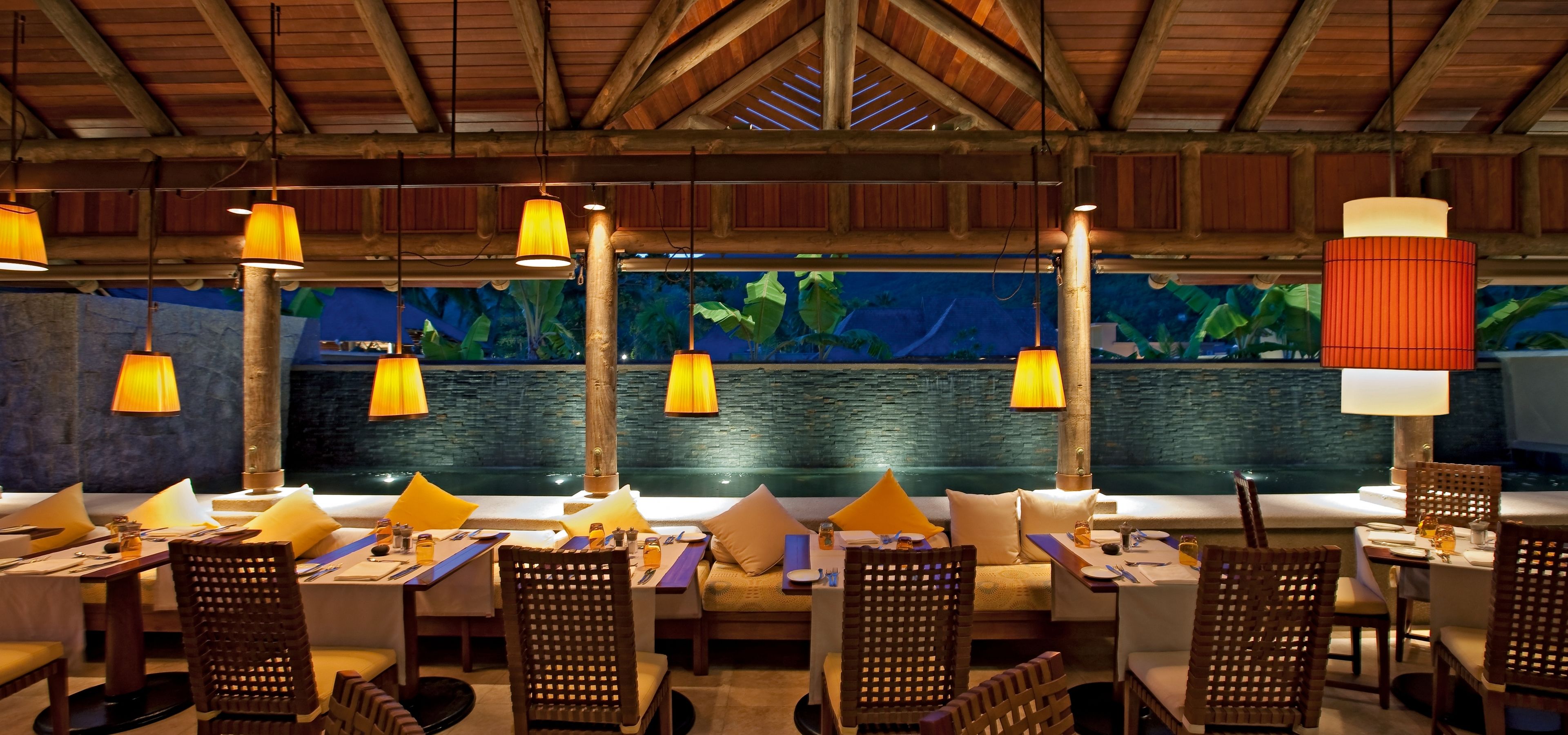 5 restaurants, breakfast, lunch, dinner served; mediterranean cuisine