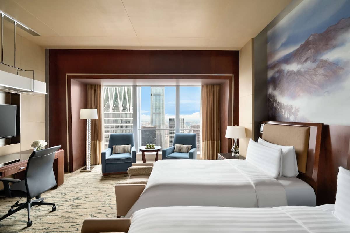 Down comforters, minibar, in-room safe, desk
