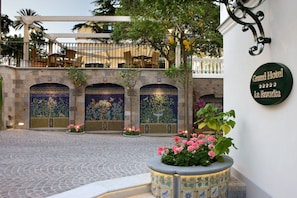 Exterior - Grand Hotel La Favorita (Sorrento)