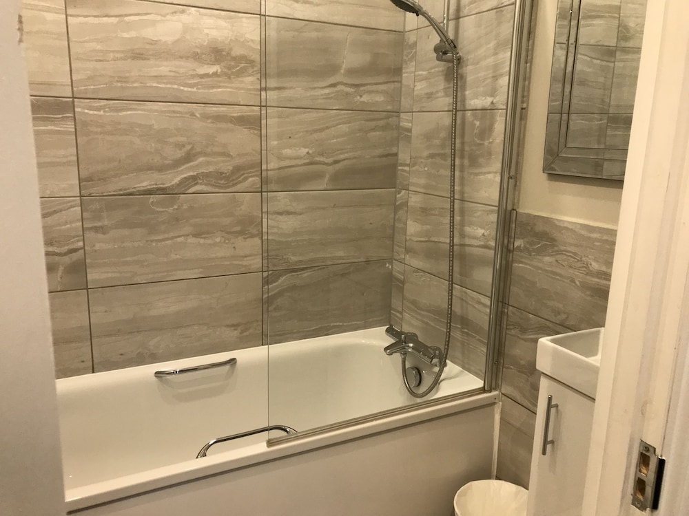 Ravna Gora Hotel by null