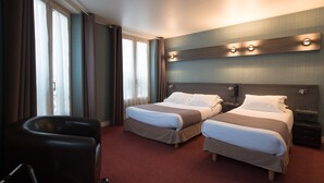 Phòng 3 phong cách cổ điển | Minibar, két bảo mật tại phòng, bàn, phòng cách âm 