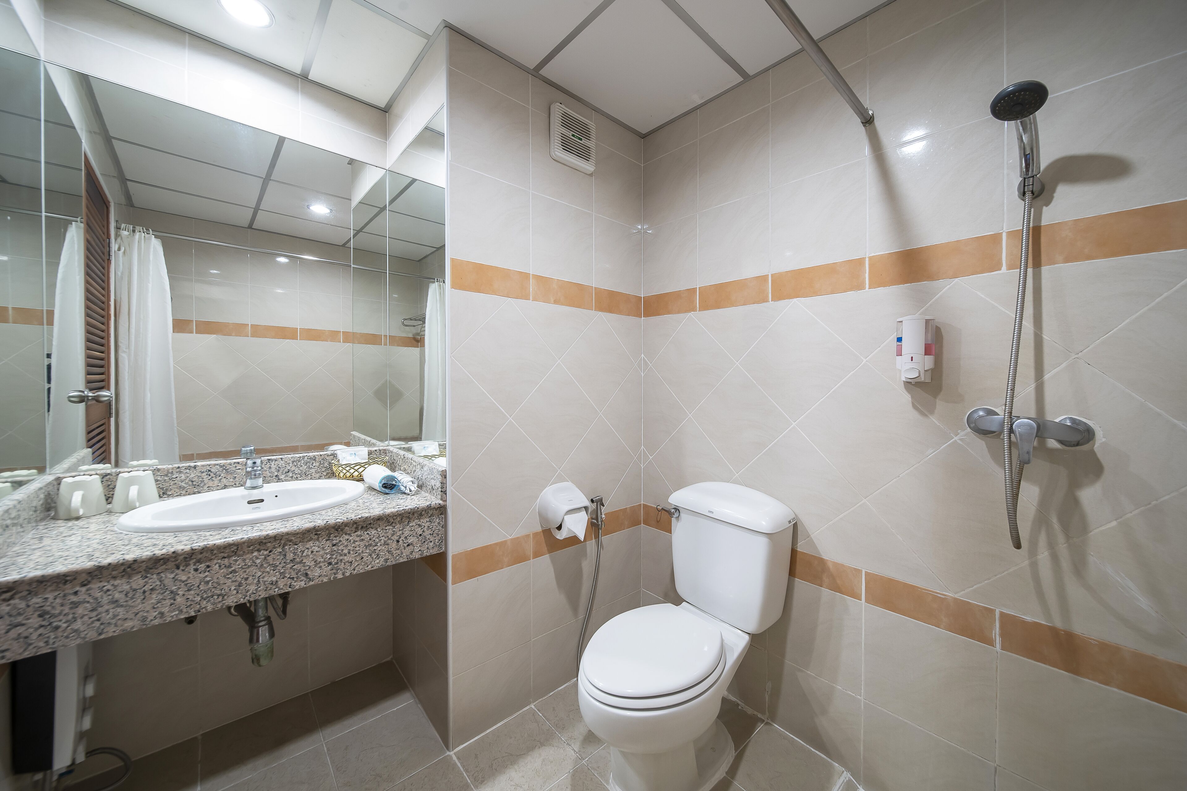 Photo - Bella Villa Pattaya 3rd Road