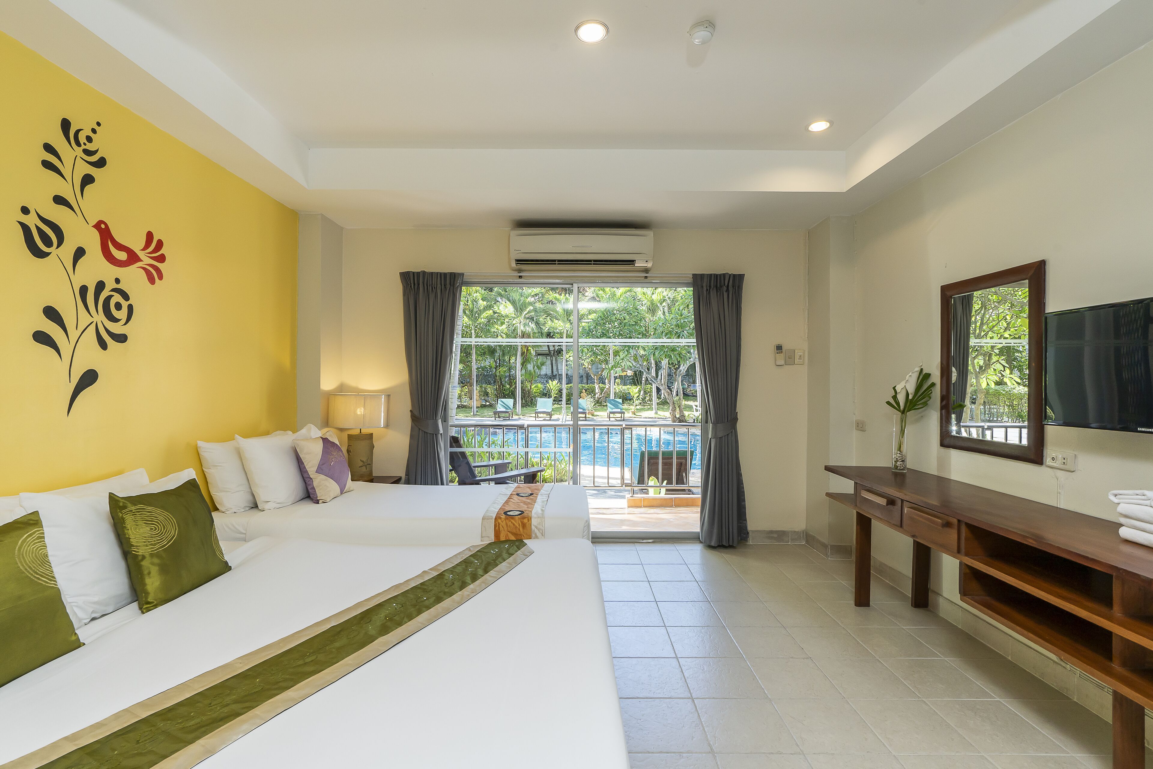 Photo - Bella Villa Pattaya 3rd Road