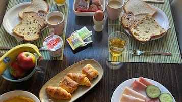 Gratis kontinental frukost varje dag