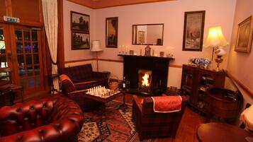 Coin salon dans le hall