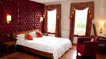 Doppia Superior | Una scrivania, ferro/asse da stiro, Wi-Fi gratuito