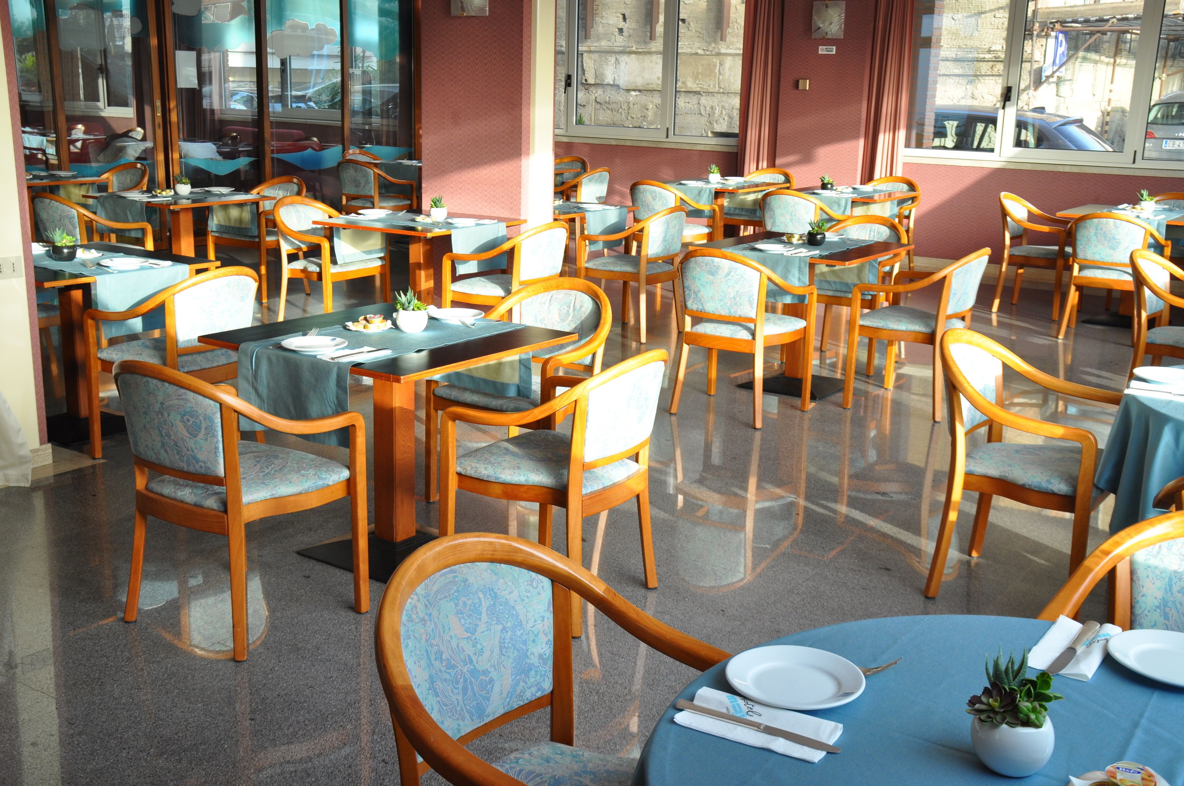 Premium bedding, minibar, in-room safe, free WiFi