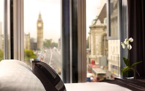 Suite, 1 King Bed (Big Ben View - 1 Bedroom) | Egyptian cotton sheets, premium bedding, memory-foam beds, minibar - Park Plaza London Westminster Bridge (London)