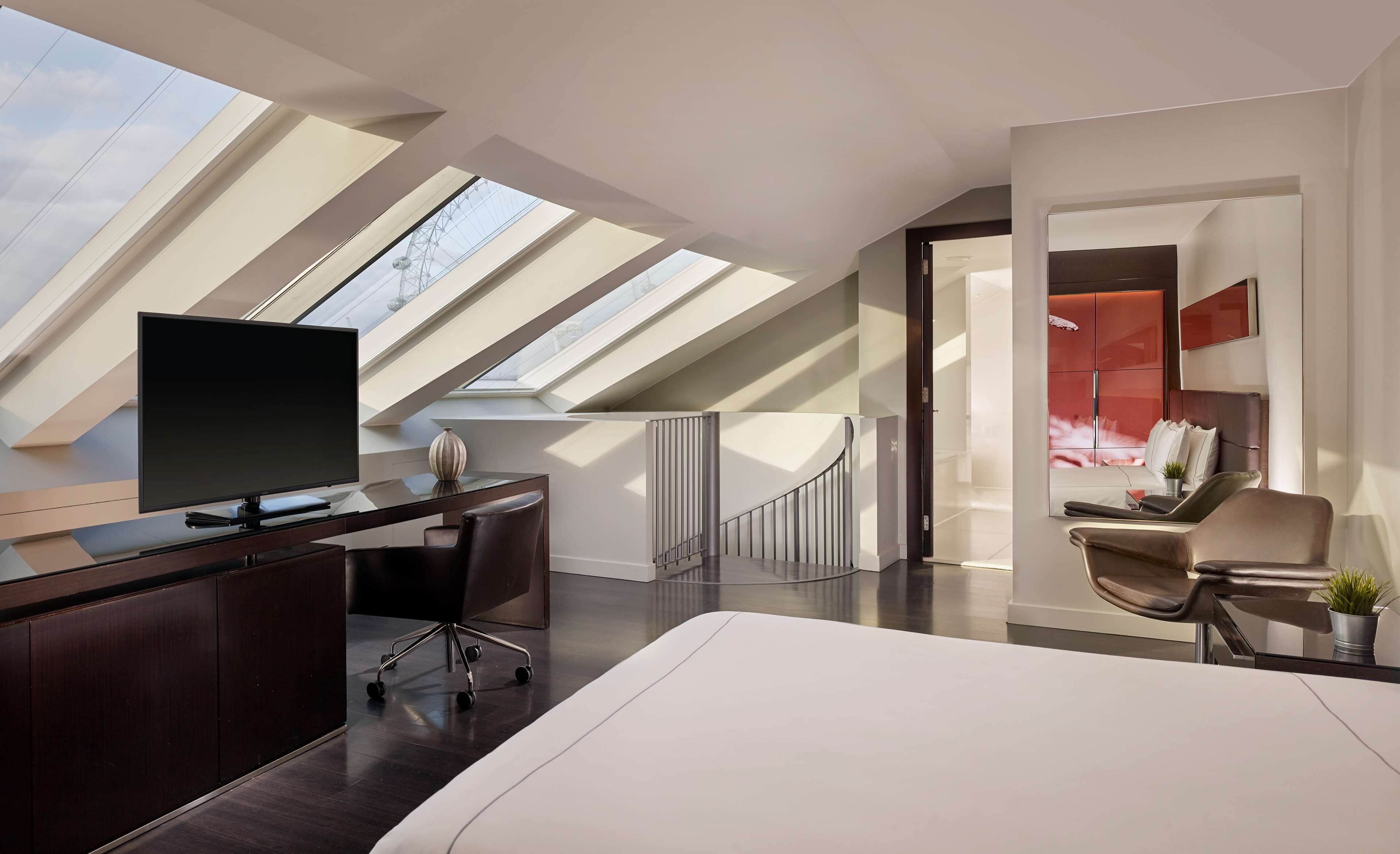 Bedroom | Park Plaza Westminster Bridge London