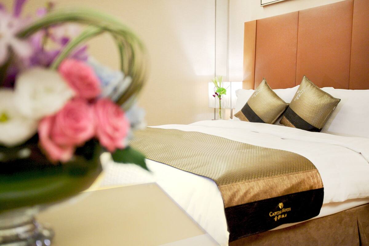 Hypo-allergenic bedding available, down comforters, in-room safe, desk