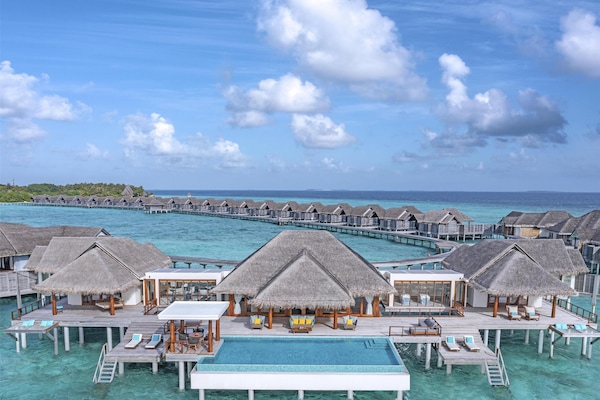 Two Bedroom Sunset Over Water Pool Residence | Egyptian cotton sheets, premium bedding, memory foam beds, minibar