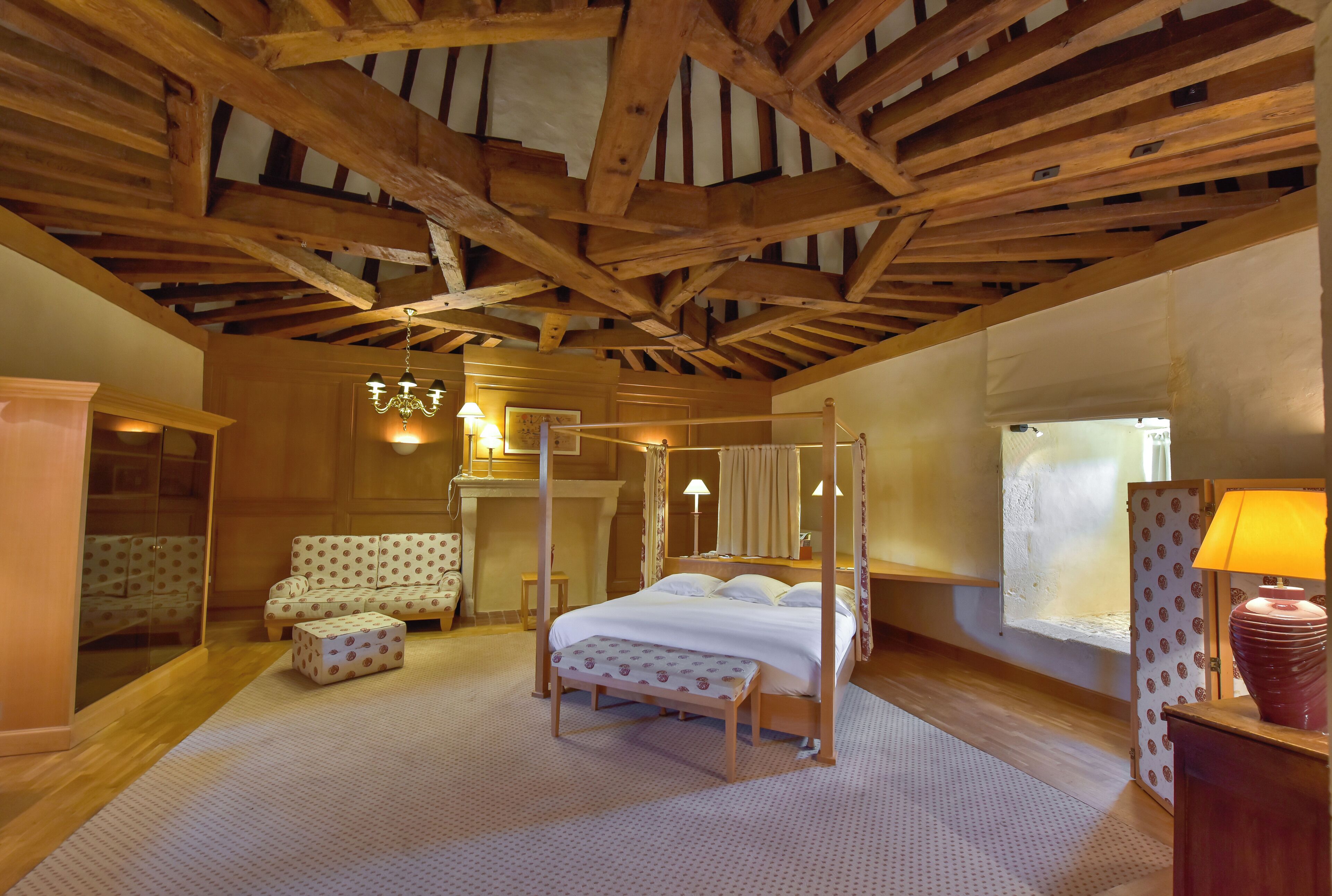Suite (Castle)