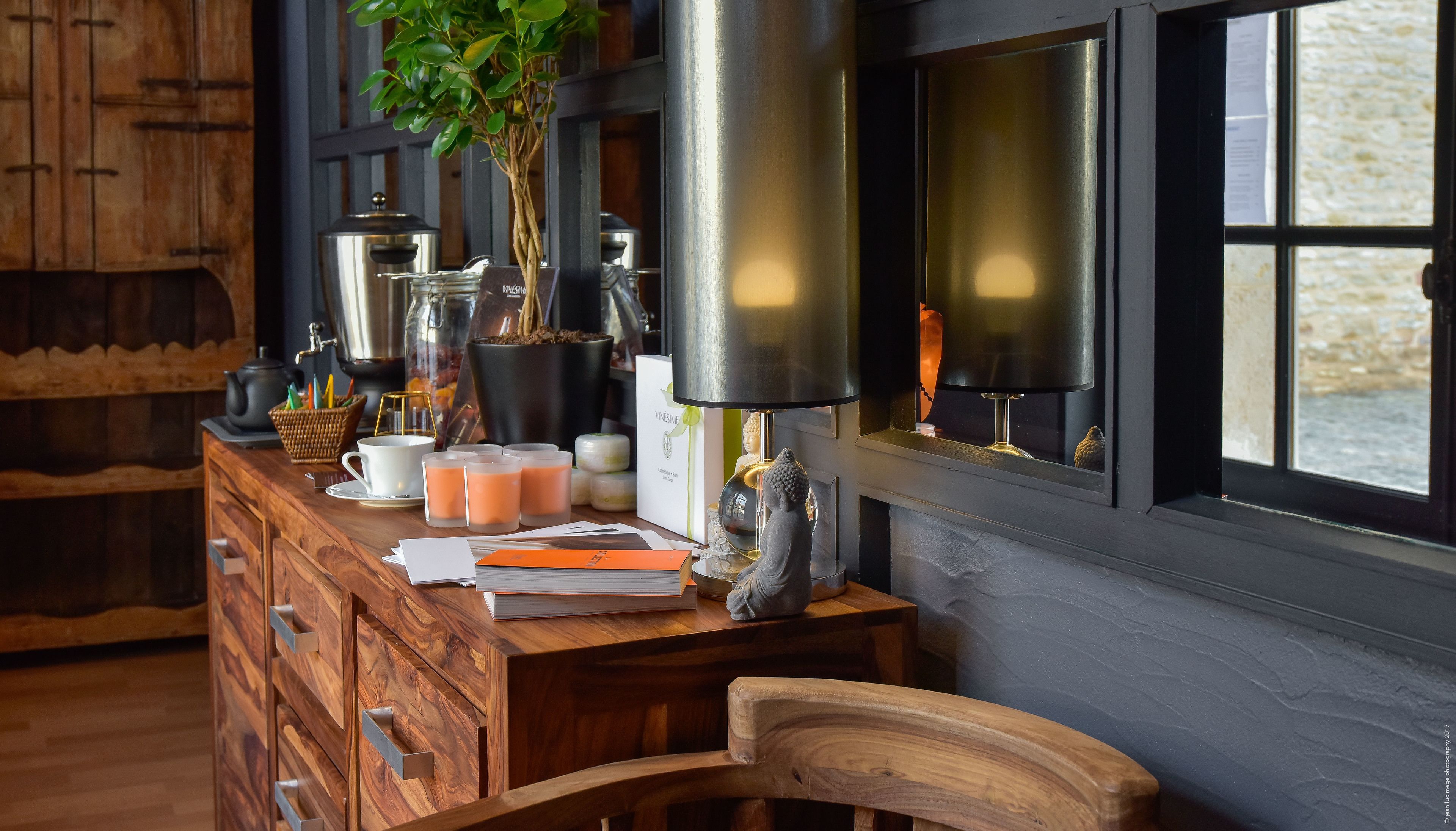 sauna, hot tub, steam room