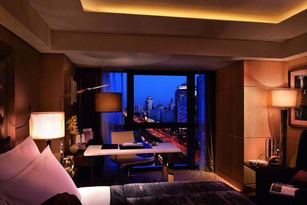 Premium bedding, memory-foam beds, in-room safe, desk