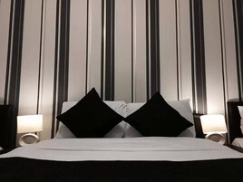 Desk, iron/ironing board, free WiFi