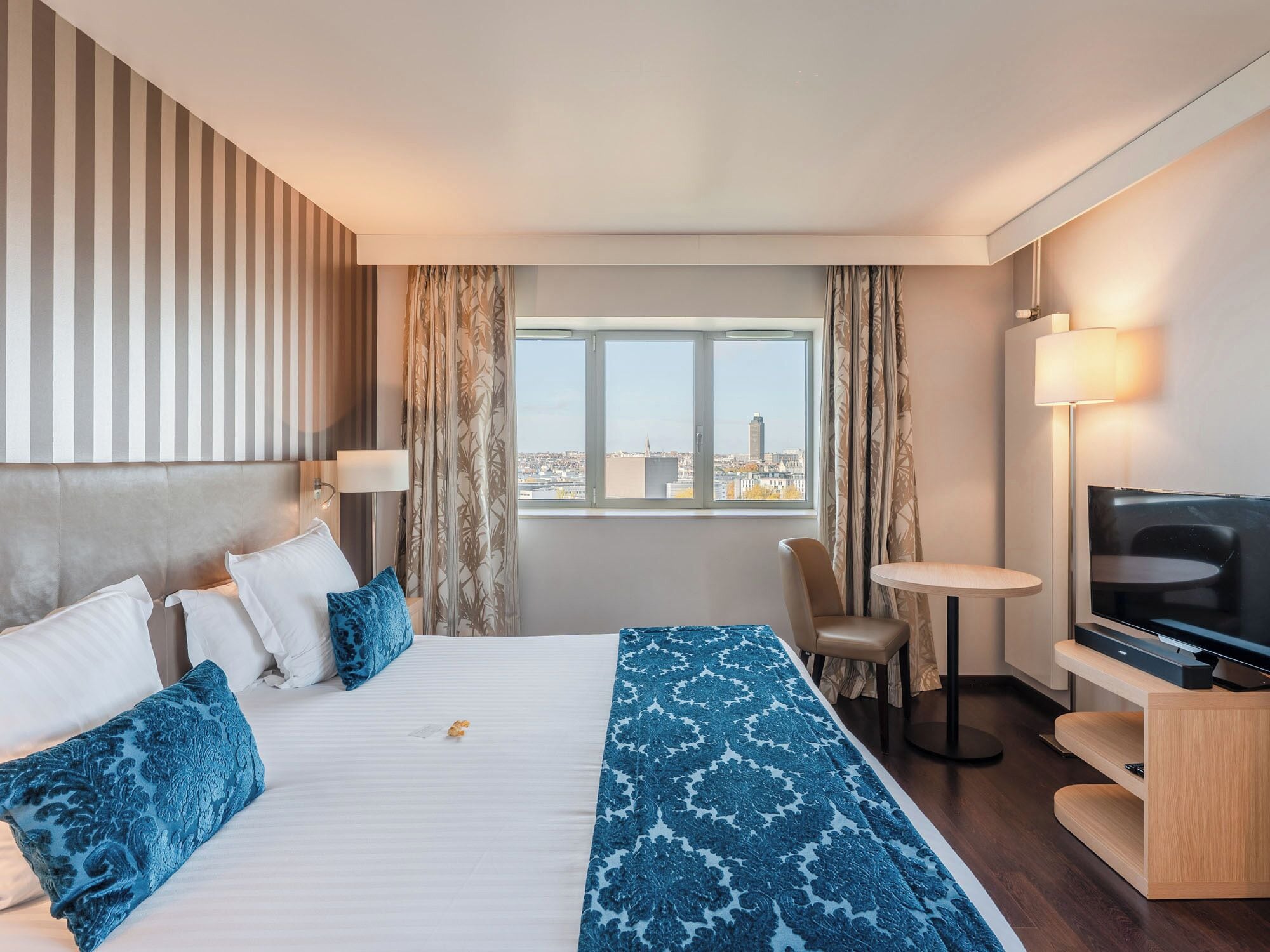 Căn hộ (Executive) | Két bảo mật tại phòng, bàn, phòng cách âm, bàn ủi/dụng cụ ủi quần áo 