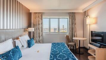 Căn hộ (Executive) | Két bảo mật tại phòng, bàn, phòng cách âm, bàn ủi/dụng cụ ủi quần áo