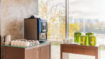 Daily buffet breakfast (EUR 18 per person)