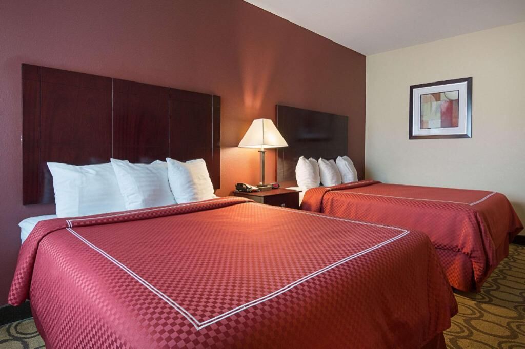 Blackout drapes, iron/ironing board, free WiFi, bed sheets