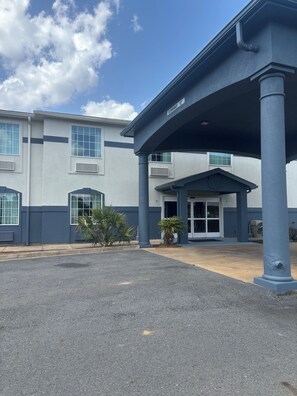 Rollstuhlgerechte Van-Parkplätze