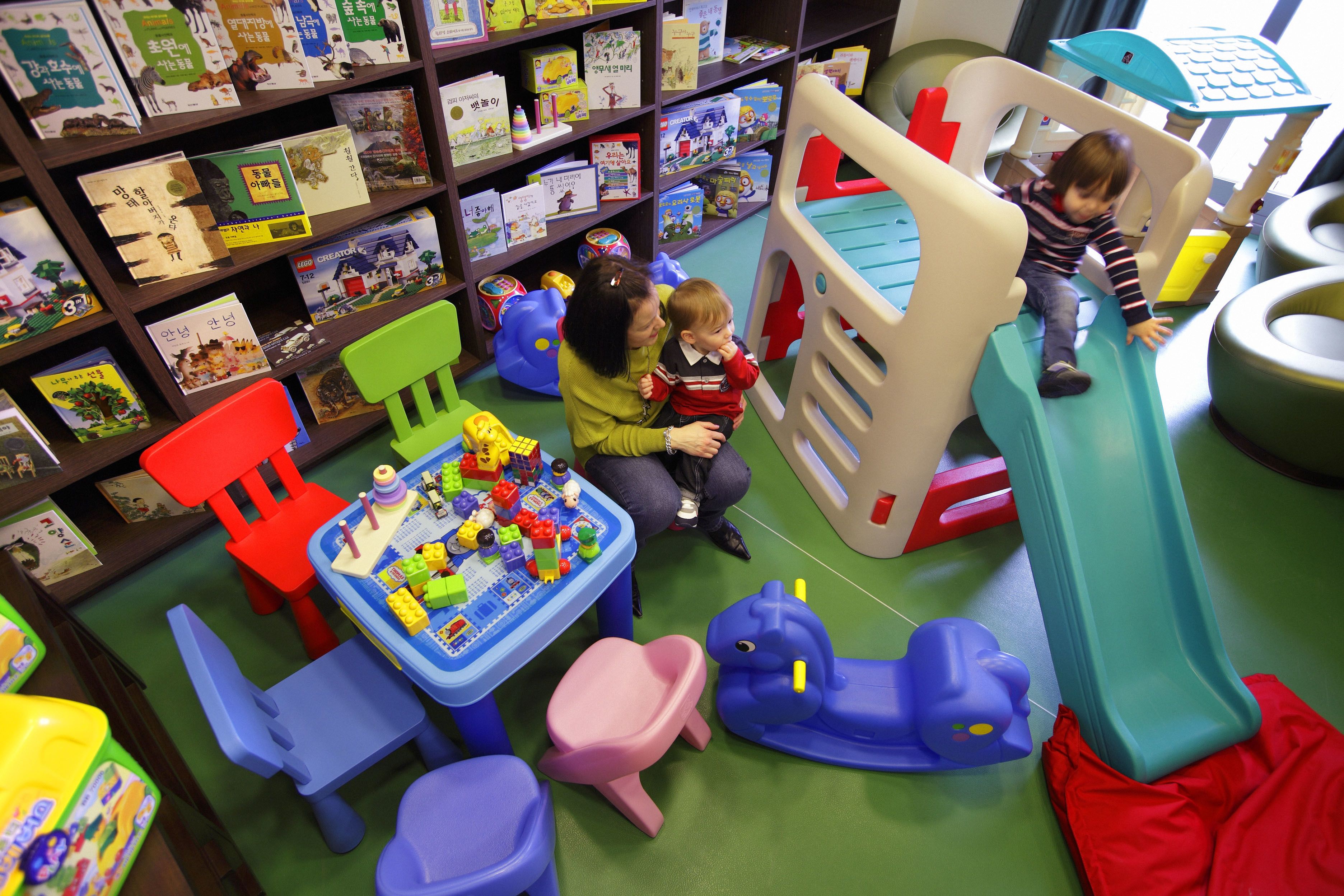 children’s play area – indoor