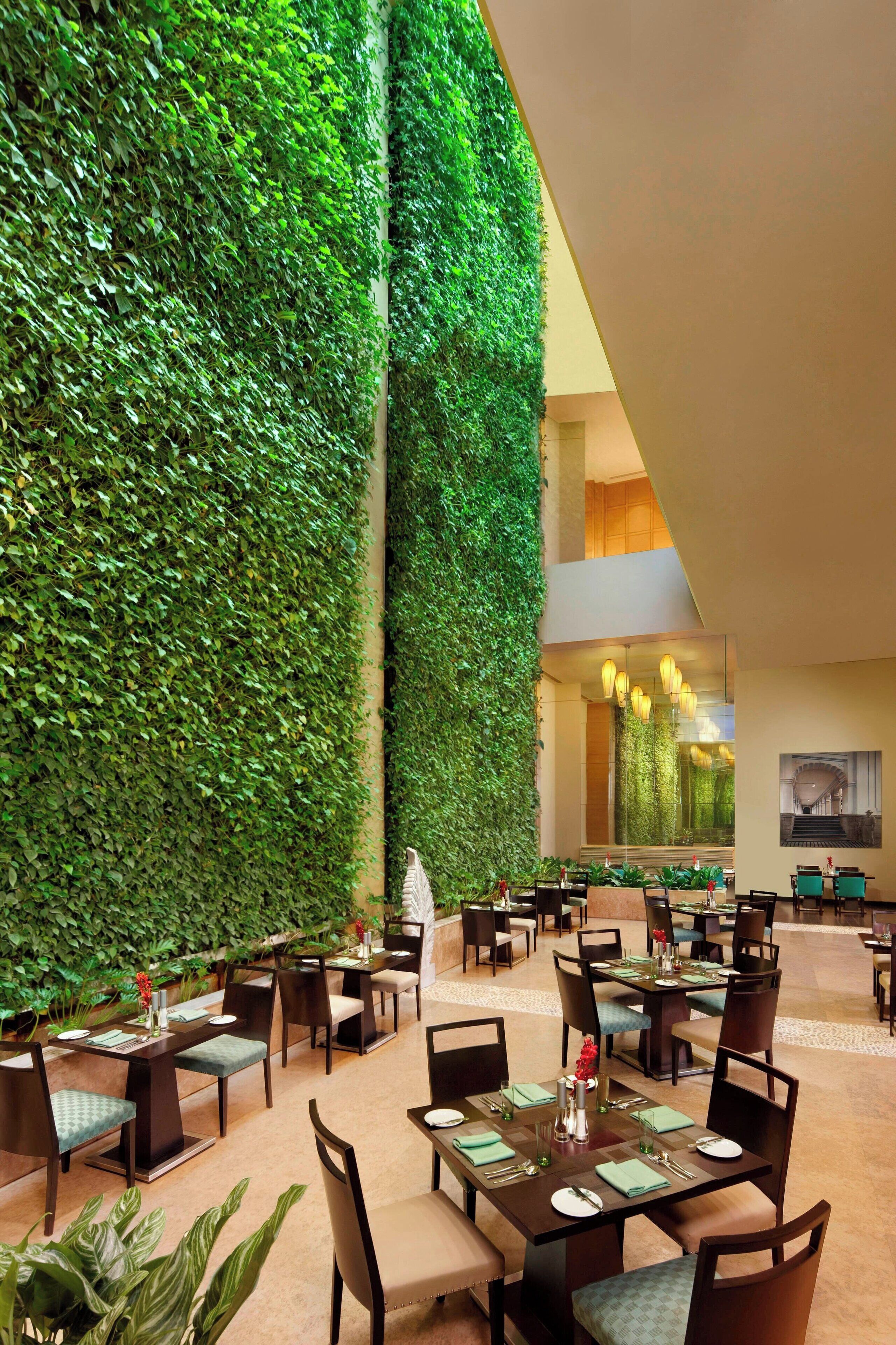 5 restaurants, breakfast, lunch, dinner served; international cuisine