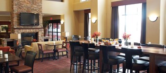 Hampton Inn & Suites Watertown