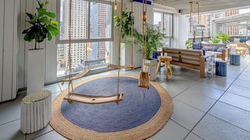 2 bars/lounges, rooftop bar