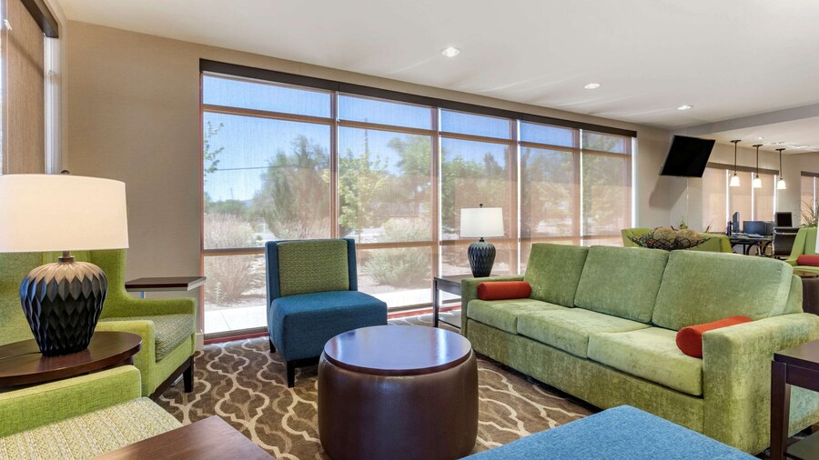 Comfort Suites Fernley